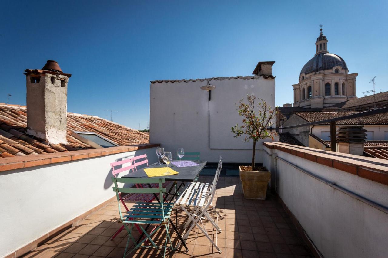 La Terrazza Apartment - Smart Holiday マントヴァ エクステリア 写真